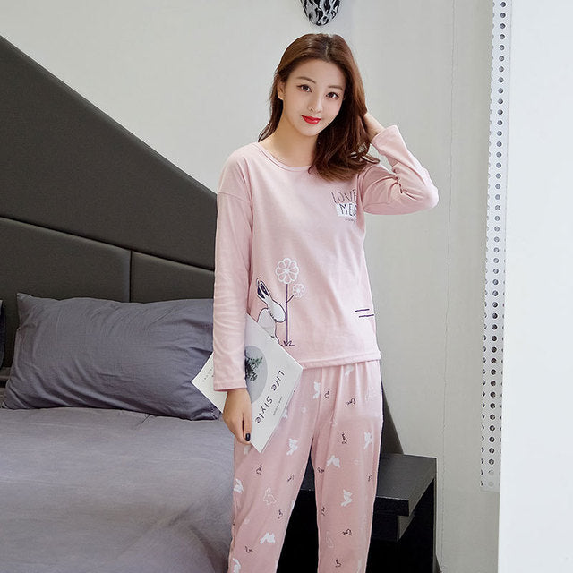 Conjunto de Pijama de Manga Larga para Mujer en Diseño Encantador